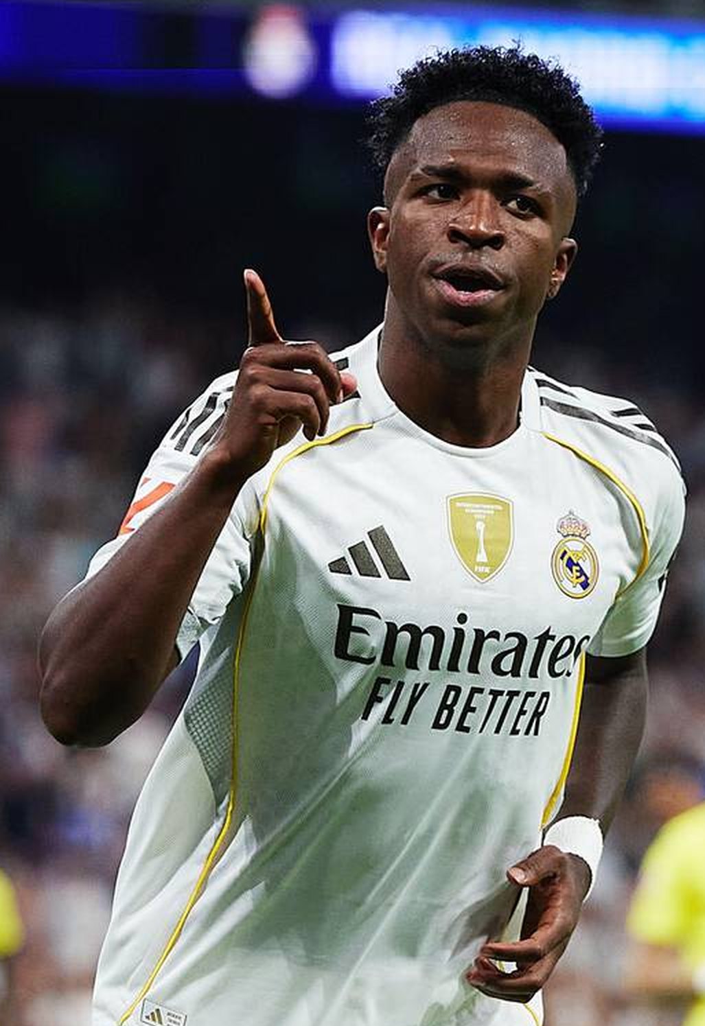 Tin chuyển nhượng 27/7: Arsenal hỏi mua Vinicius, Real Madrid áp sát Diomande