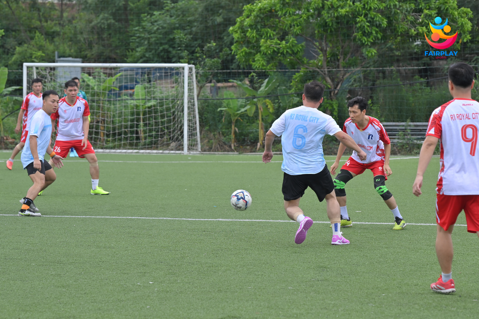 GIẢI BÓNG ĐÁ CƯ DÂN VINHOMES ROYAL CITY SUMMER CUP