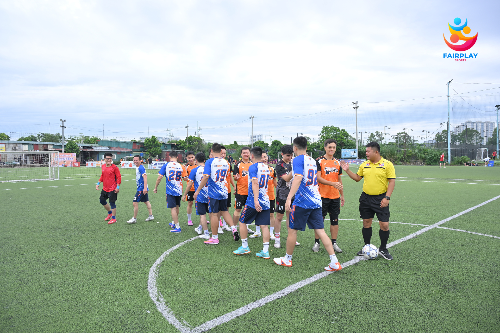 GIẢI BÓNG ĐÁ CƯ DÂN VINHOMES ROYAL CITY SUMMER CUP