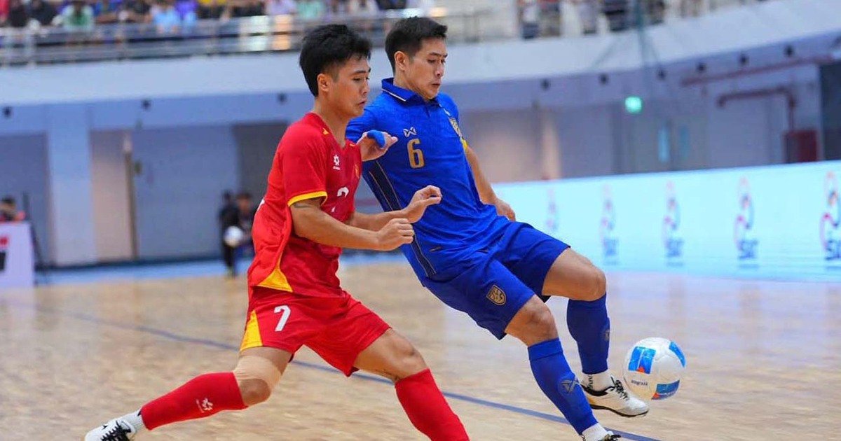 Đội tuyển futsal Việt Nam trong trận hòa Thái Lan 3-3 tối 5/8