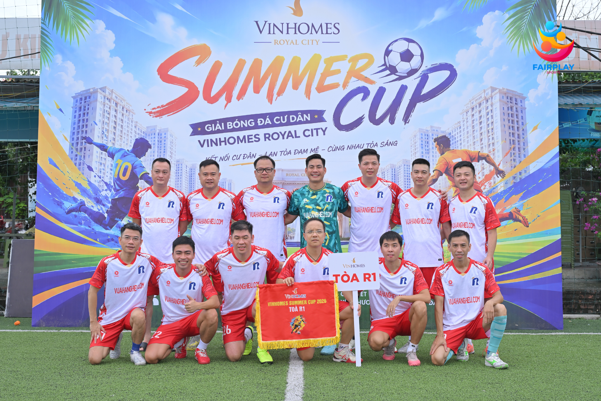 GIẢI BÓNG ĐÁ CƯ DÂN VINHOMES ROYAL CITY SUMMER CUP