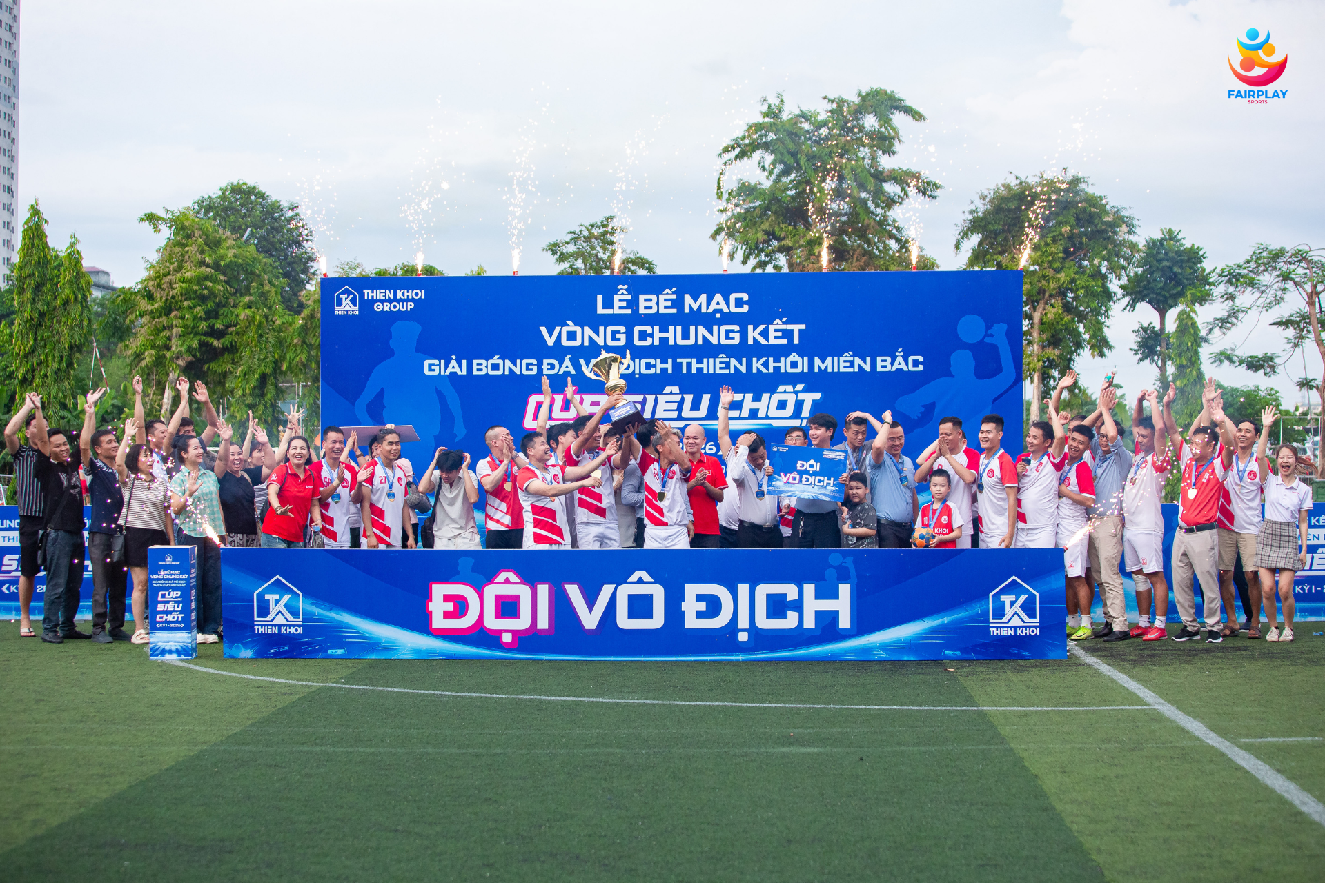 Giải Bóng đá vô địch Thiên Khôi miền Bắc - Cúp Siêu Chốt