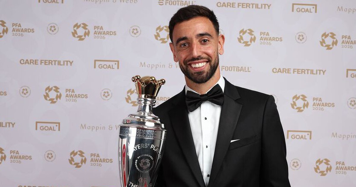 Arsenal vô địch Ngoại hạng Anh nhưng Bruno Fernandes đoạt giải Cầu thủ hay nhất mùa